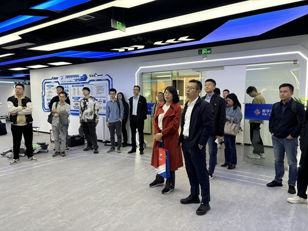 浙能數(shù)字科技能源展廳和機器人實驗室